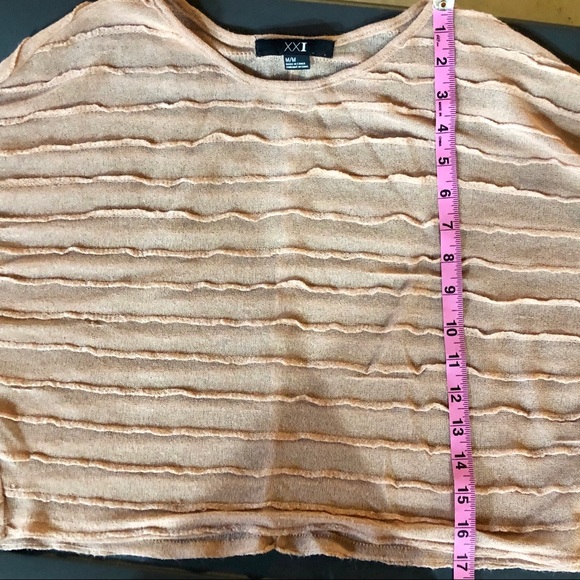 XXI | Shabby Pink sheer long sleeve crop top - Picture 7 of 8